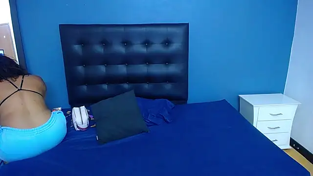 naughty bigass 18 online show from 12-03-25, 03:25