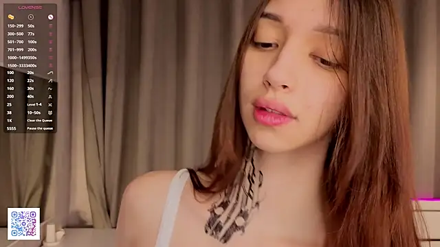 Snapshot of CoraleeSpadlin chatting on 11-29-25, 04:10 CoraleeSpadlin online show from 11-29-25, 04:10