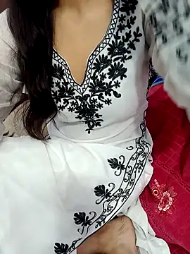 Triptii 0 online show from 12-05-25, 06:15