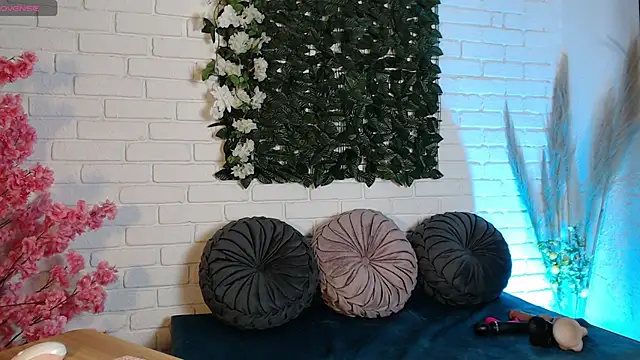 Karla Ferrer x online show from 04-14-26, 04:24