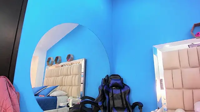 Snapshot of melany_love0 chatting on 02-26-26, 12:48 melany love0 online show from 02-26-26, 12:48