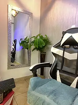 Brand Collins online show from 04-15-26, 12:01