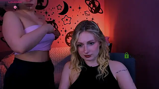 Snapshot of mary_meow_hot chatting on 06-04-26, 07:31 mary meow hot online show from 06-04-26, 07:31