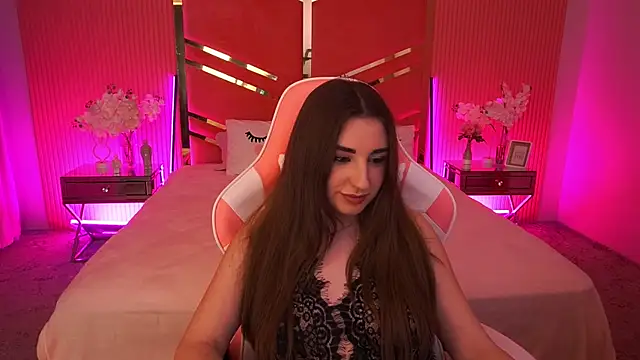 Snapshot of NaomiBaae chatting on 11-28-25, 03:04 NaomiBaae online show from 11-28-25, 03:04