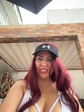 Snapshot of IsaSantoDomingo chatting on 12-03-25, 02:37 IsaSantoDomingo online show from 12-03-25, 02:37