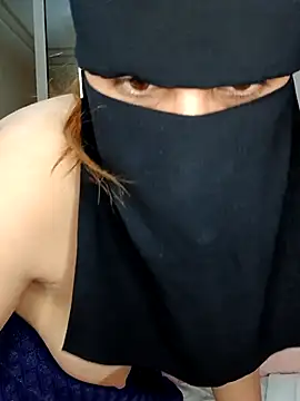 Snapshot of Ghizosexx69 chatting on 03-31-26, 08:48 Ghizosexx69 online show from 03-31-26, 08:48