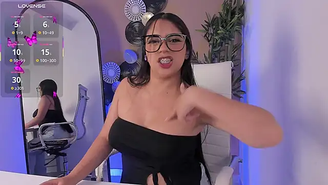 luna cute   online show from 03-31-26, 09:04