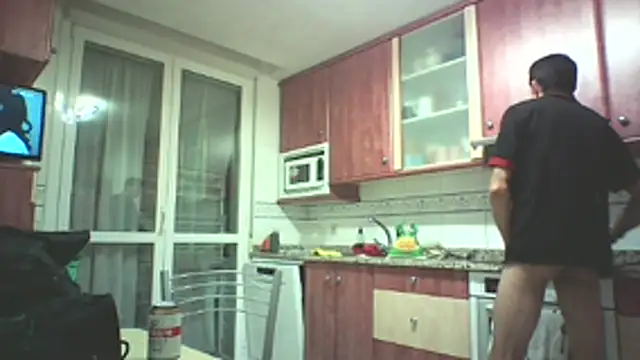 Snapshot of dura87 chatting on 12-21-25, 02:30 dura87 online show from 12-21-25, 02:30