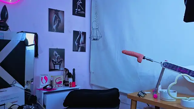 Snapshot of karla_slut_dirty chatting on 01-10-26, 08:38 karla slut dirty online show from 01-10-26, 08:38