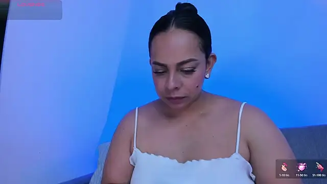 Snapshot of jimena_chic1 chatting on 05-03-26, 08:04 jimena chic1 online show from 05-03-26, 08:04