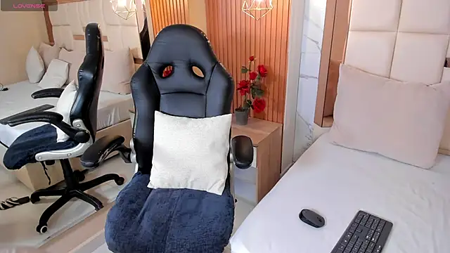 samantha quinnn online show from 01-08-26, 04:04