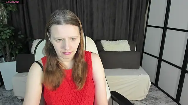 KathrineMeyer online show from 12-21-25, 02:30