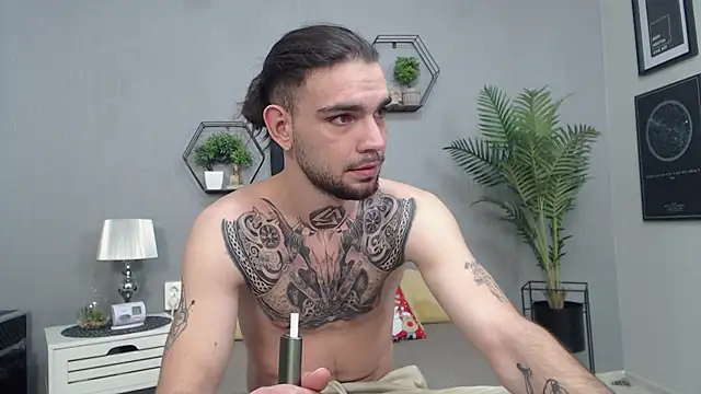 Snapshot of KaneHunter chatting on 01-14-26, 08:36 KaneHunter online show from 01-14-26, 08:36