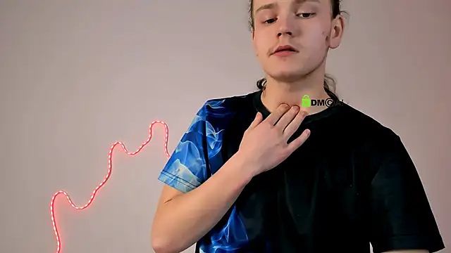 Snapshot of leo_void chatting on 01-07-26, 09:34 leo void online show from 01-07-26, 09:34