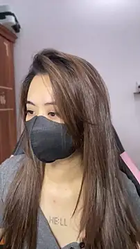 Snapshot of Lunamoon68 chatting on 05-03-26, 04:40 Lunamoon68 online show from 05-03-26, 04:40