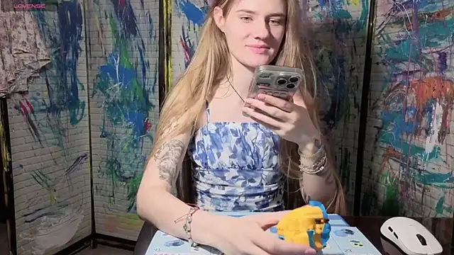 Adell Love online show from 05-20-26, 03:40