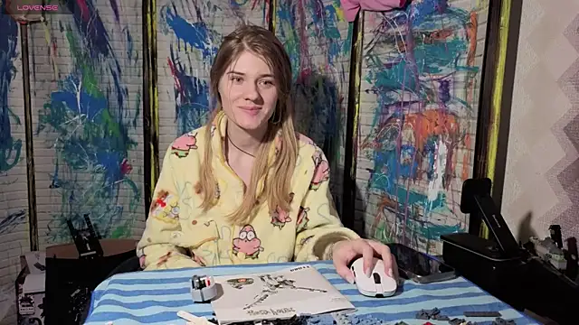 Adell Love online show from 06-04-26, 04:57