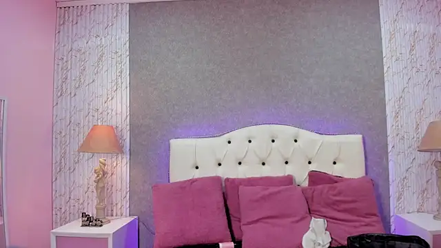 Snapshot of Cristal_Nox22 chatting on 11-28-25, 12:41 Cristal Nox22 online show from 11-28-25, 12:41