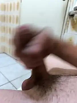 Snapshot of daniellDT chatting on 11-29-25, 08:01 daniellDT online show from 11-29-25, 08:01