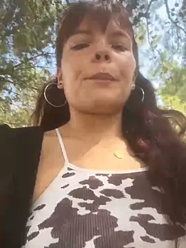 Snapshot of Zoe_mayers chatting on 05-17-26, 09:49 Zoe mayers online show from 05-17-26, 09:49