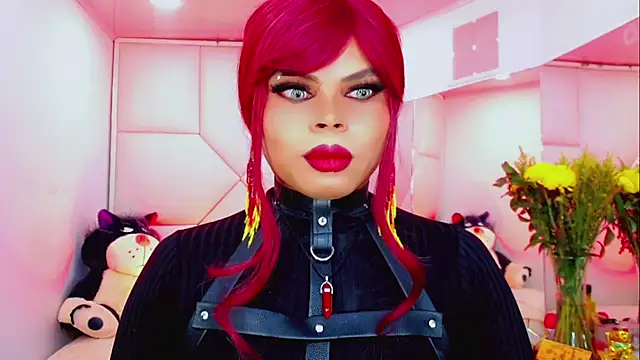 Snapshot of Alana-sofia chatting on 12-14-25, 12:21 Alana-sofia online show from 12-14-25, 12:21