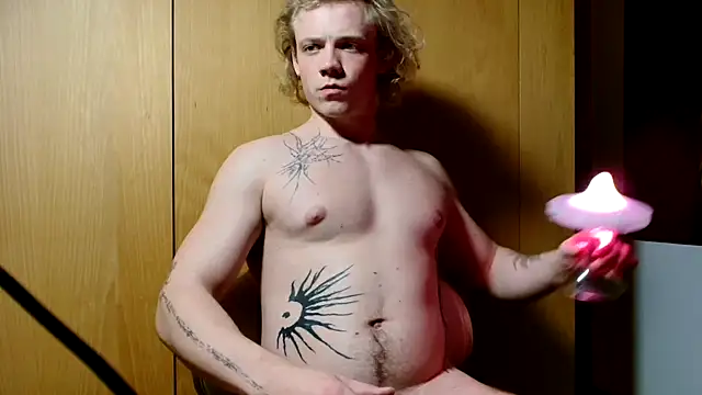 Snapshot of AlexBarczuk chatting on 02-25-26, 12:20 AlexBarczuk online show from 02-25-26, 12:20