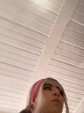 Ravenkittyy online show from 11-29-25, 09:18