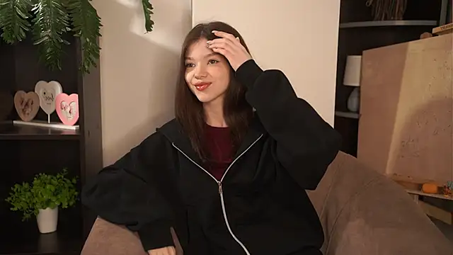 Snapshot of HalleyMedearis chatting on 12-01-25, 09:14 HalleyMedearis online show from 12-01-25, 09:14