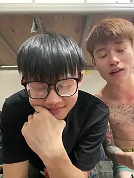 Snapshot of Colby-678 chatting on 11-26-25, 05:36 Colby-678 online show from 11-26-25, 05:36