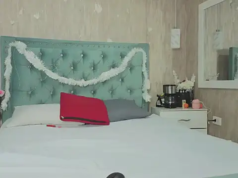 Apriil Sweett online show from 12-04-25, 01:42