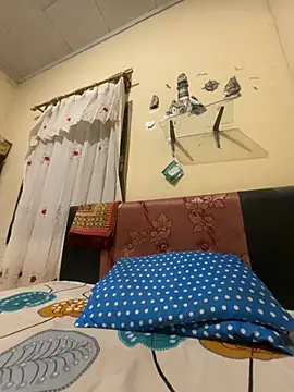 aril200117 online show from 02-17-26, 06:47