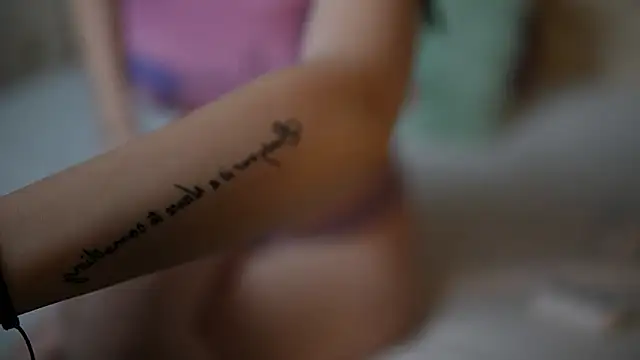 JosieLili online show from 01-08-26, 07:05