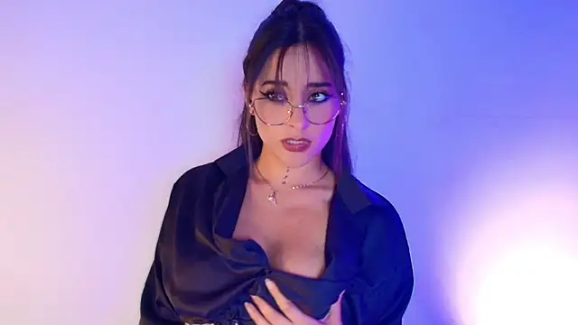  Victoria foxx online show from 12-22-25, 11:13