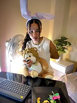 ZoeyFierce online show from 11-29-25, 02:42