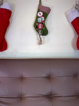 ZoeyFierce online show from 12-18-25, 01:50