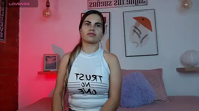 yeimi eclipse online show from 11-30-25, 02:59