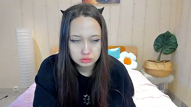 Carolina-sky online show from 04-08-26, 01:27