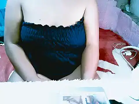 FlorMoreno Palangga online show from 12-04-25, 09:40