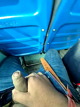 cuteplayboy22  online show from 01-18-26, 04:16