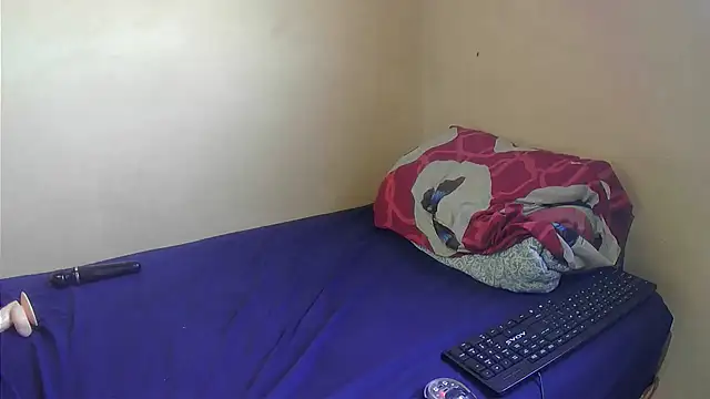 SexyZuluBarbie online show from 12-15-25, 06:50