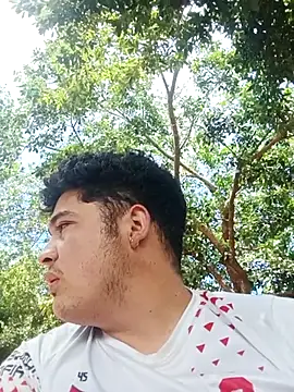 Snapshot of Elperritobb chatting on 12-16-25, 02:44 Elperritobb online show from 12-16-25, 02:44