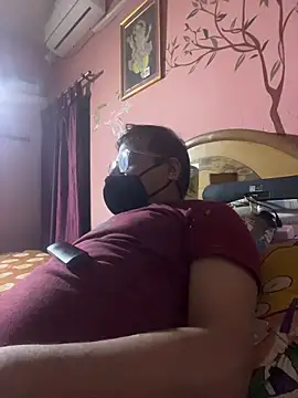 Snapshot of Saxymood1111 chatting on 03-20-26, 02:33 Saxymood1111 online show from 03-20-26, 02:33