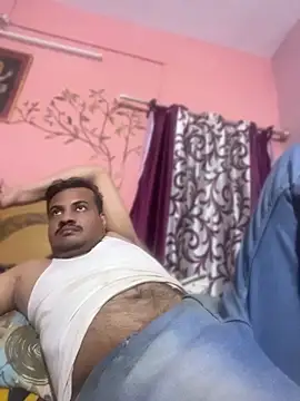 Snapshot of Saxymood1111 chatting on 04-15-26, 07:58 Saxymood1111 online show from 04-15-26, 07:58