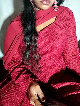 Snapshot of pooja199 chatting on 02-04-26, 07:31 pooja199 online show from 02-04-26, 07:31