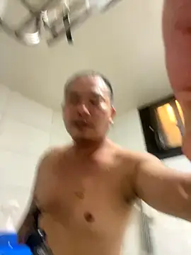 chenweine online show from 11-30-25, 05:06