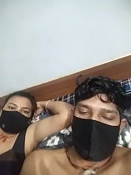 Snapshot of hotty_ragini chatting on 12-15-25, 01:43 hotty ragini online show from 12-15-25, 01:43