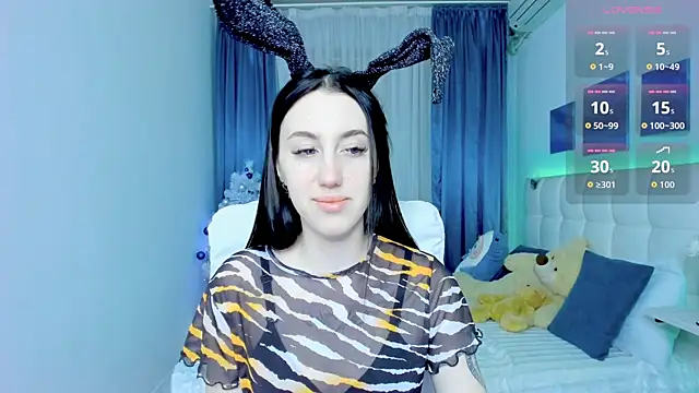 Miss  Linn online show from 01-12-26, 10:31