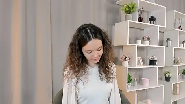 TifanyMeyerott online show from 12-04-25, 10:24