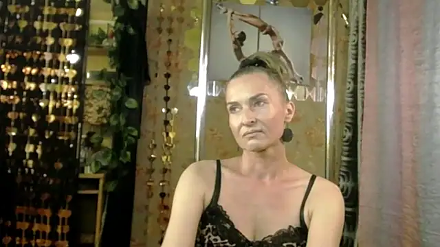 Snapshot of Soniakiss chatting on 06-04-26, 02:34 Soniakiss online show from 06-04-26, 02:34