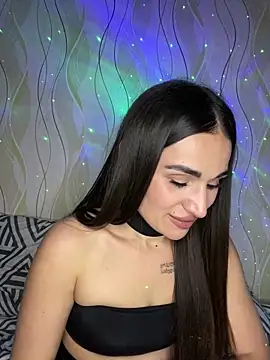 Snapshot of MonikaSi chatting on 03-22-26, 04:32 MonikaSi online show from 03-22-26, 04:32